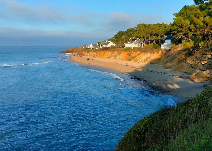 Chambre D'hote Quimiac Proche Plage منزل للإقامة *